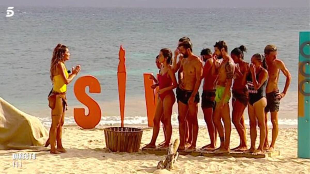 El castigo ejemplar de Lara Álvarez a los Supervivientes tras “hacer lo que os da la gana”