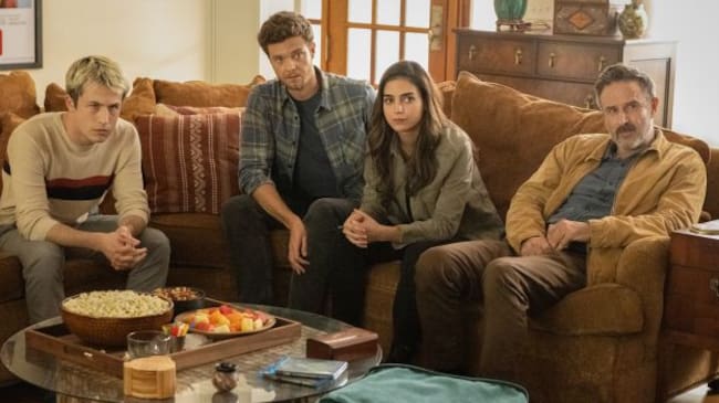 Dylan Minnette, Jack Quaid, Melissa Barrera y David Arquette en 'Scream (2022)'.