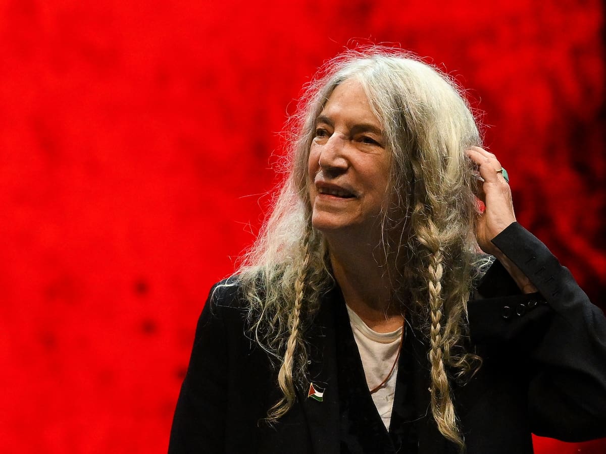 Patti Smith se pronuncia sobre 'La bola negra' y comenta una curiosa anécdota sobre San Sebastián: "Estoy deseando verla"