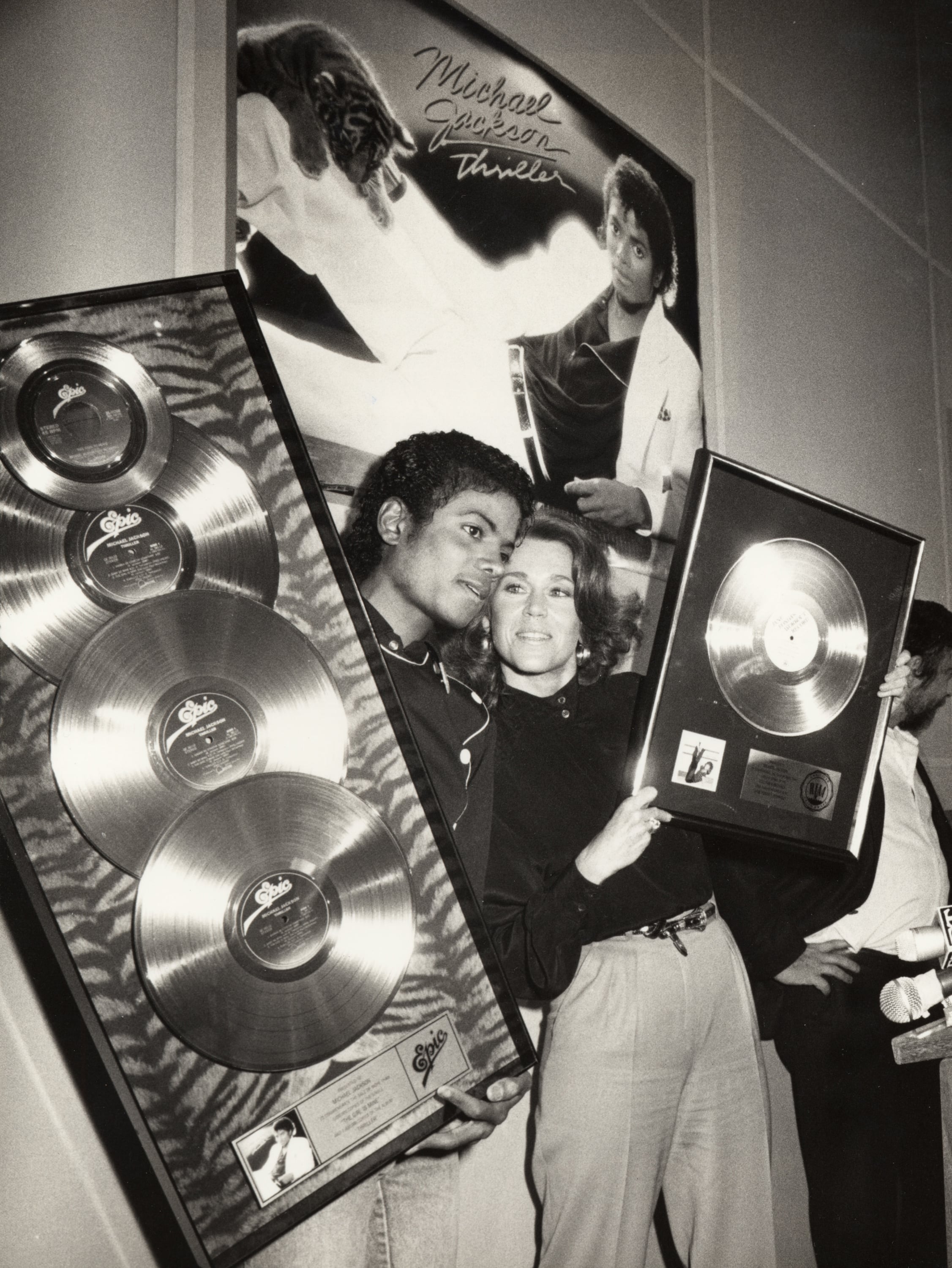 Michael Jackson y Jane Fonda en 1983. (Photo by Ron Galella/Ron Galella Collection via Getty Images)