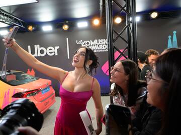 Así reaccionaron Chiara y Denna al ver a Ruslana ganar el premio a Artista Revelación en LOS40 Music Awards Santander 2024
