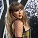 Taylor Swift supera a Rihanna y se convierte en la cantante más rica del mundo