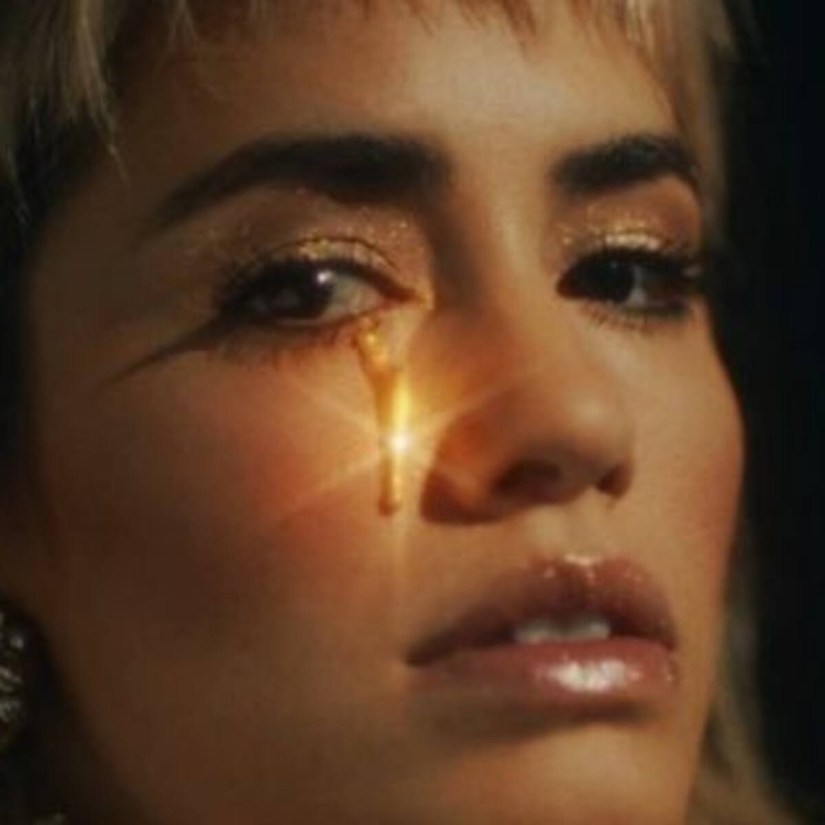 Lali confirmó que se viene nueva música el próximo año