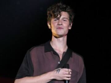 Shawn Mendes se sincera y explica que su relación con las redes sociales no está en un buen momento