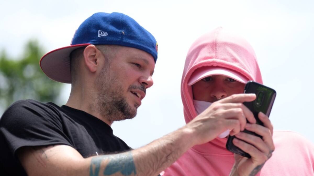 Residente y Bad Bunny se unen en "Bellacoso"