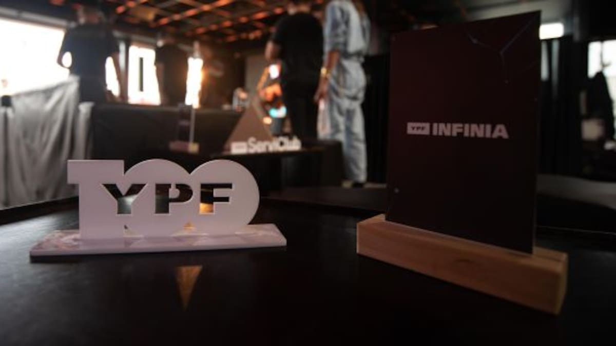 YPF Serviclub sorprendió con un recital en vivo en Mar del Plata