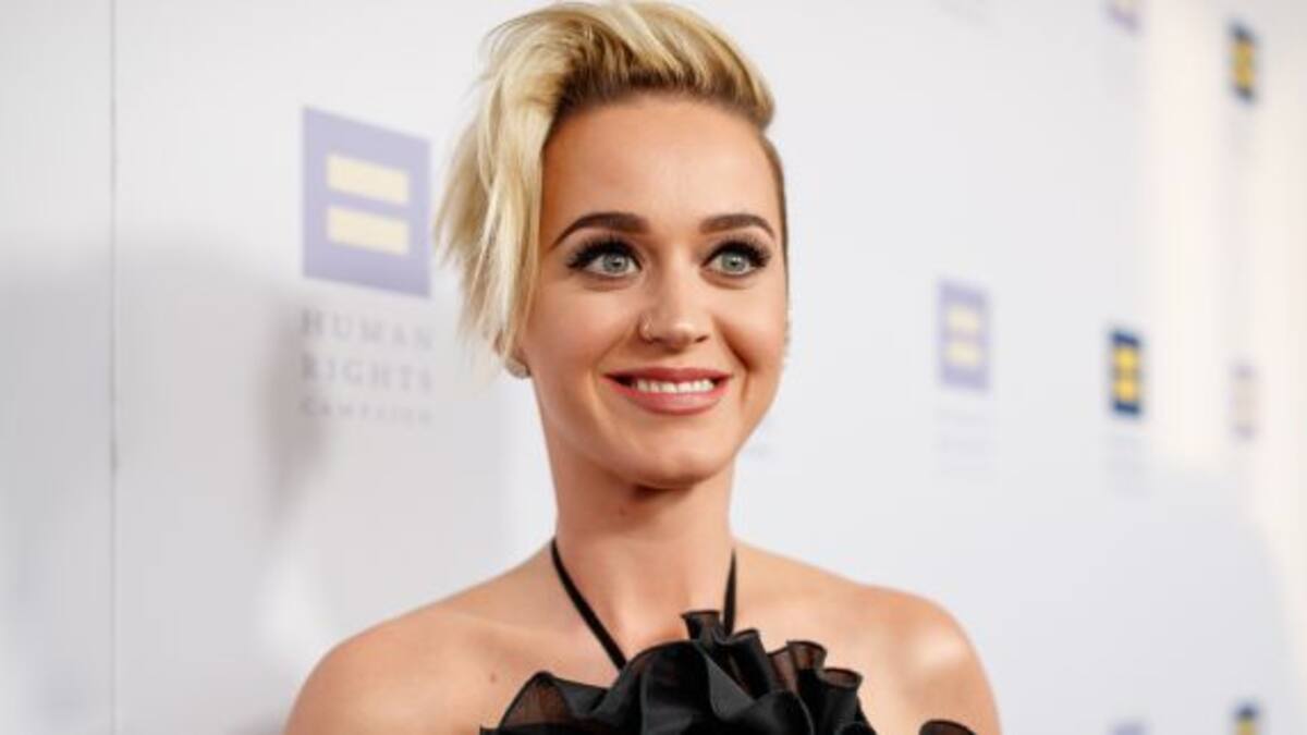Katy Perry le copió el look a Justin Bieber