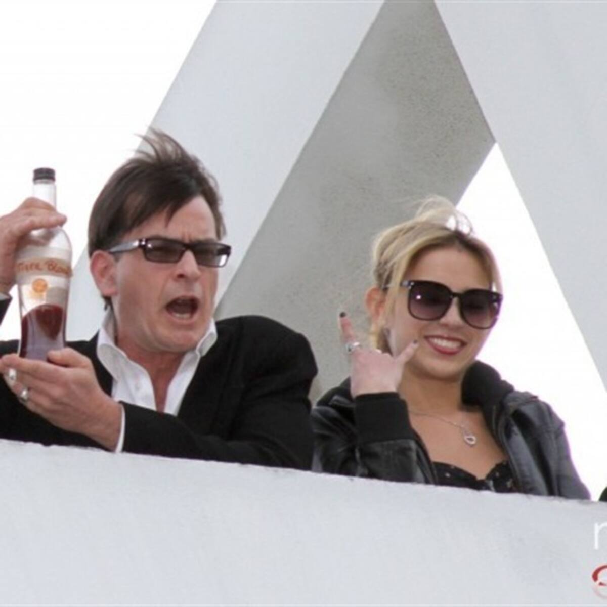 ¿Veremos a Lady Gaga, Britney Spears y Charlie Sheen juntos y revueltos en un vídeo erótico?