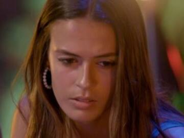 Tania se salta las normas y los chicos tienen que salir huyendo de su hoguera en ‘La isla de las tentaciones’