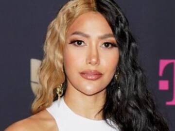 Farina y Arcángel se unen de nuevo en su colaboración: FloWres