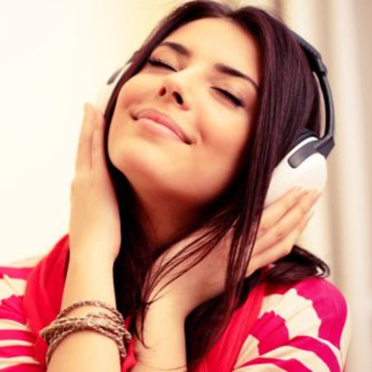 ¿Sabías que los gustos musicales se definen en la adolescencia?