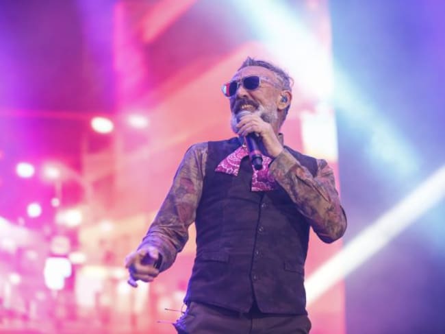 Rafa Sánchez, exlíder de La Unión, durante un concierto en Barcelona en 2019.