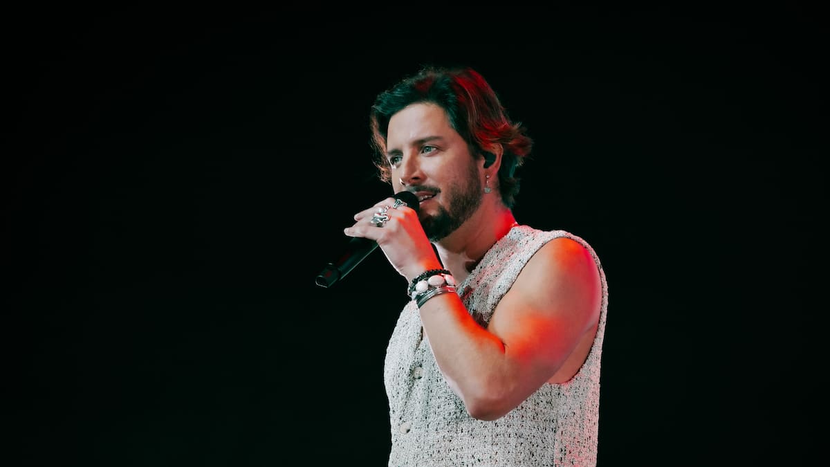 ¿Qué está pasando con el símbolo misterioso que utiliza Manuel Carrasco