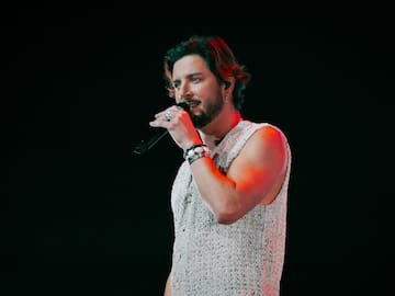 ¿Qué está pasando con el símbolo misterioso que utiliza Manuel Carrasco?