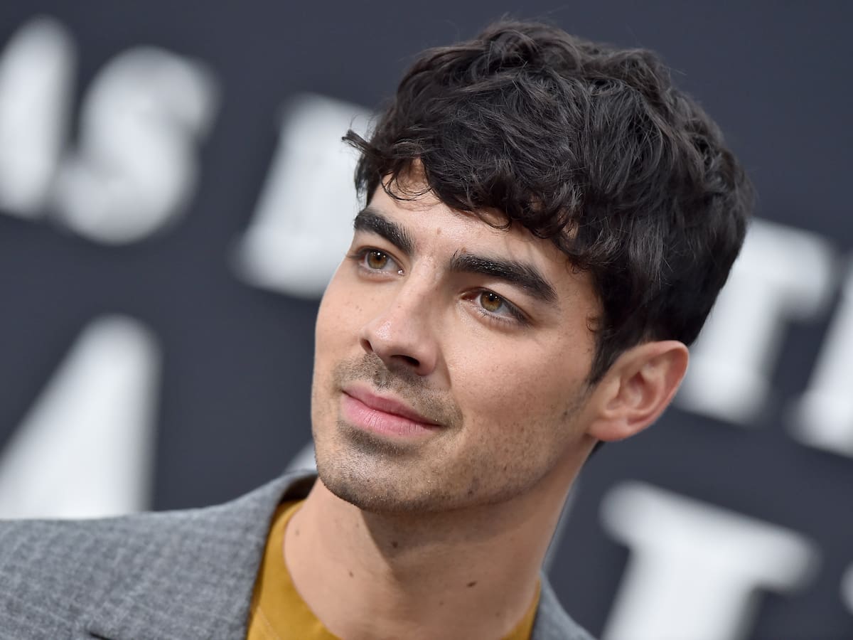 Joe Jonas reflexiona tras sus vacaciones sobre el impacto del turismo en Valencia: "Todo el mundo era holandés"