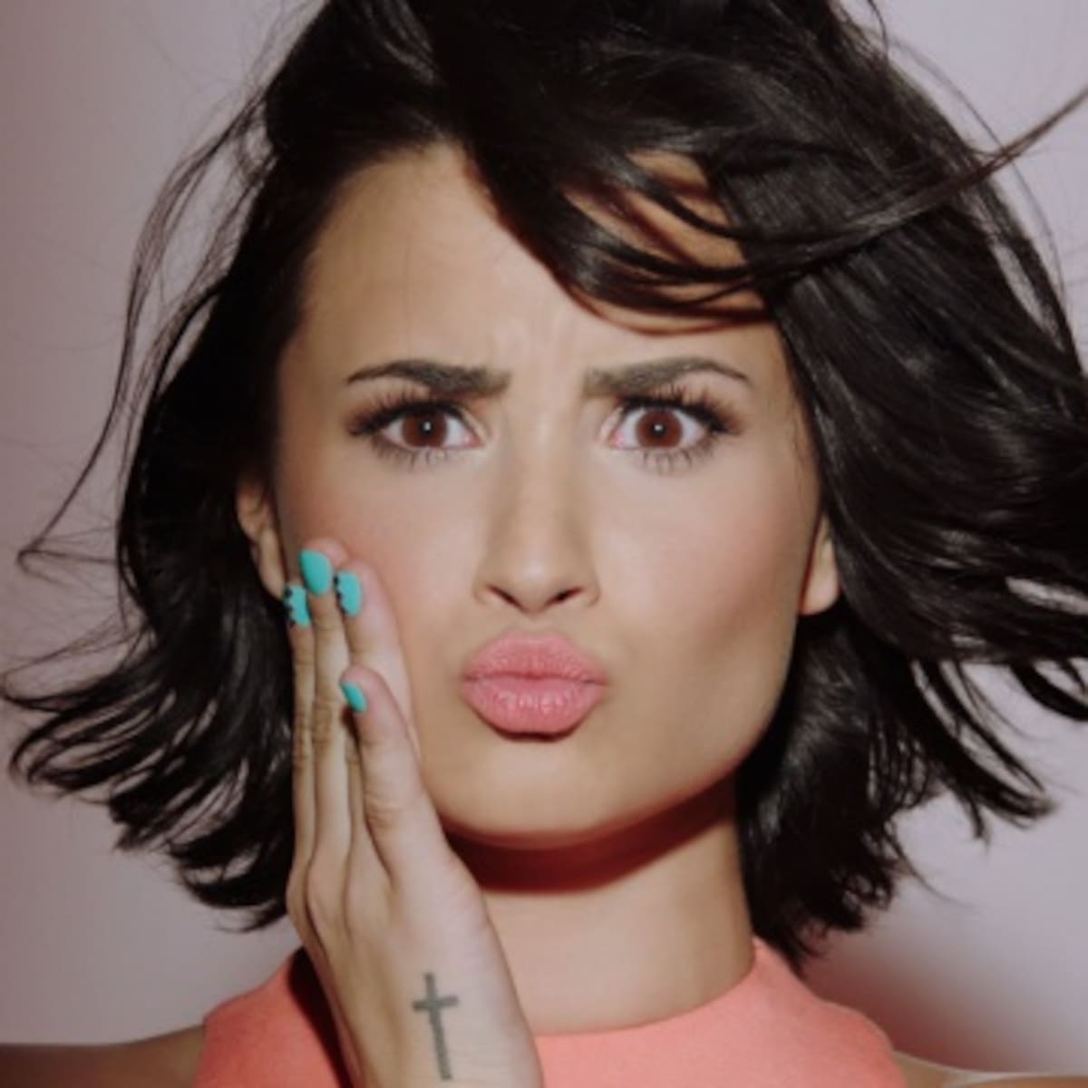 Demi Lovato cancela concierto en Costa Rica del 1° de mayo