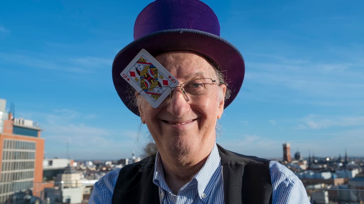 Muere Juan Tamariz a los 83 años: el mago que convirtió la ilusión en un arte mayor