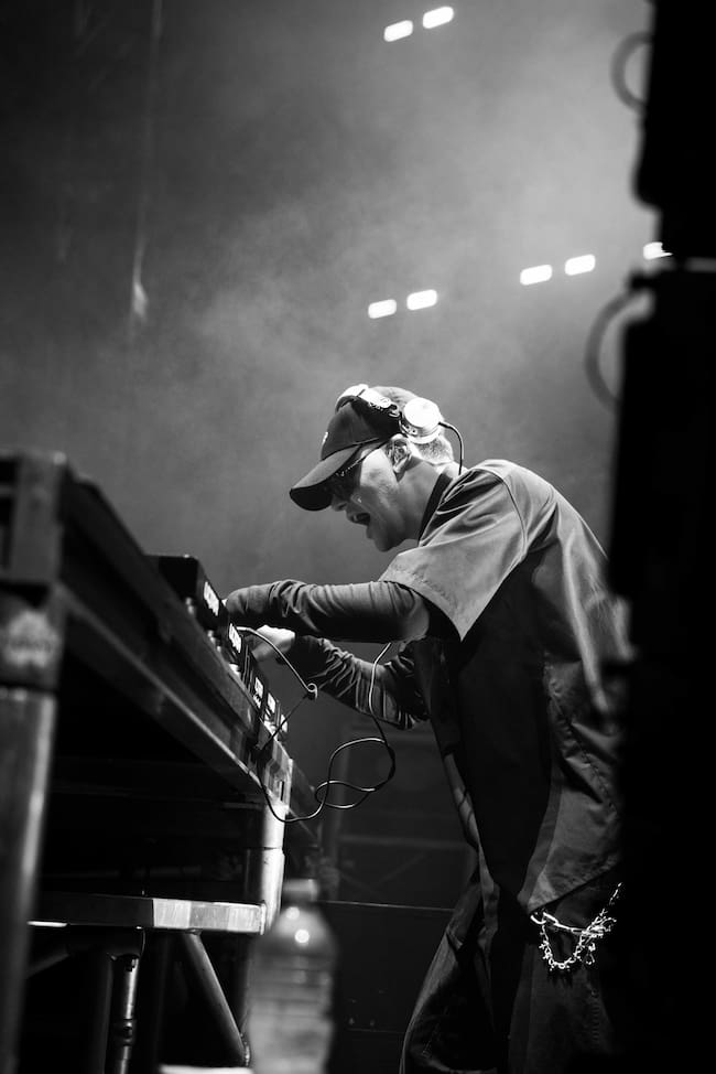 Bizarrap en su set en el Ultra Music Festival