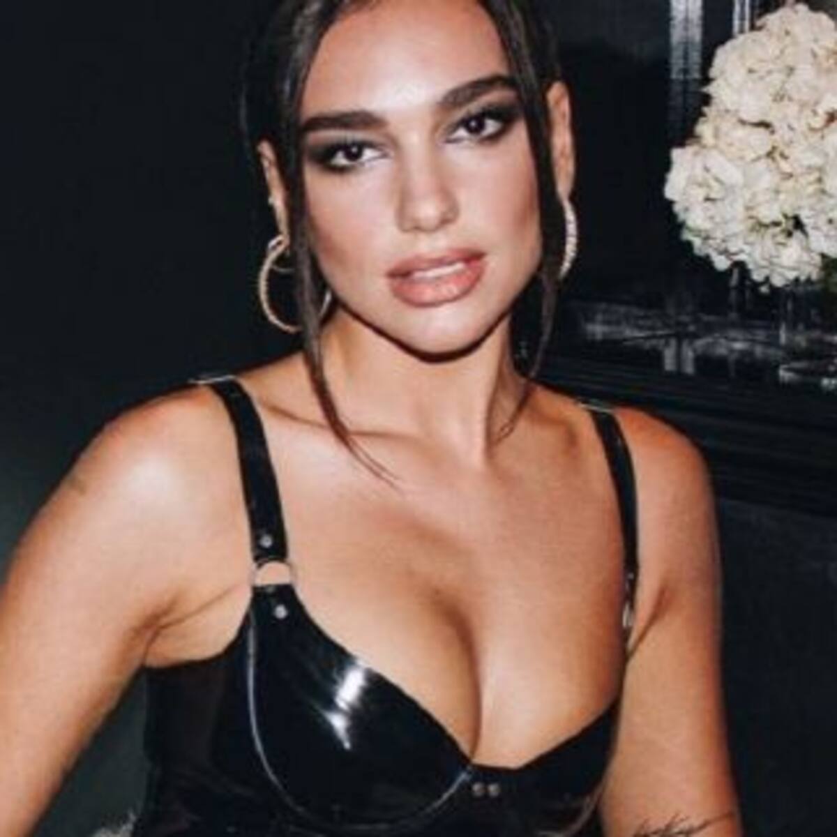 Dua Lipa fue atacada por un fan mientras caminaba por las calles de México