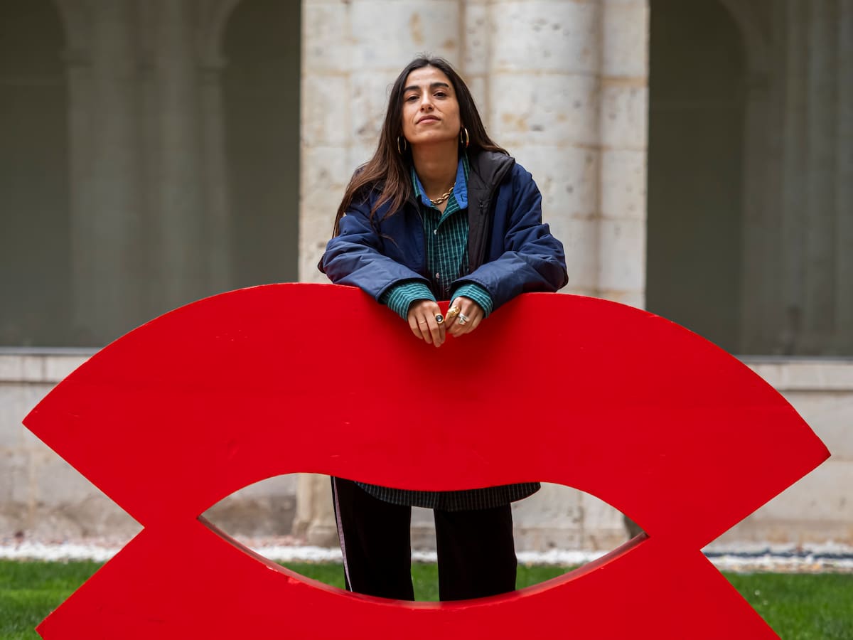 La actriz Carolina Yuste y el futbolista Héctor Bellerín: La pareja sorpresa de este verano 2026 que lleva un tiempo consolidándose