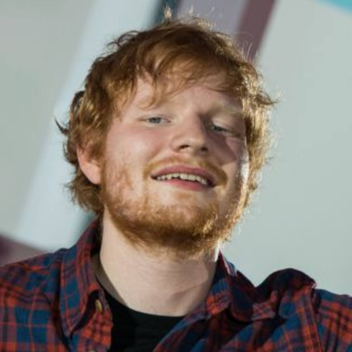 Ed Sheeran se va a operar