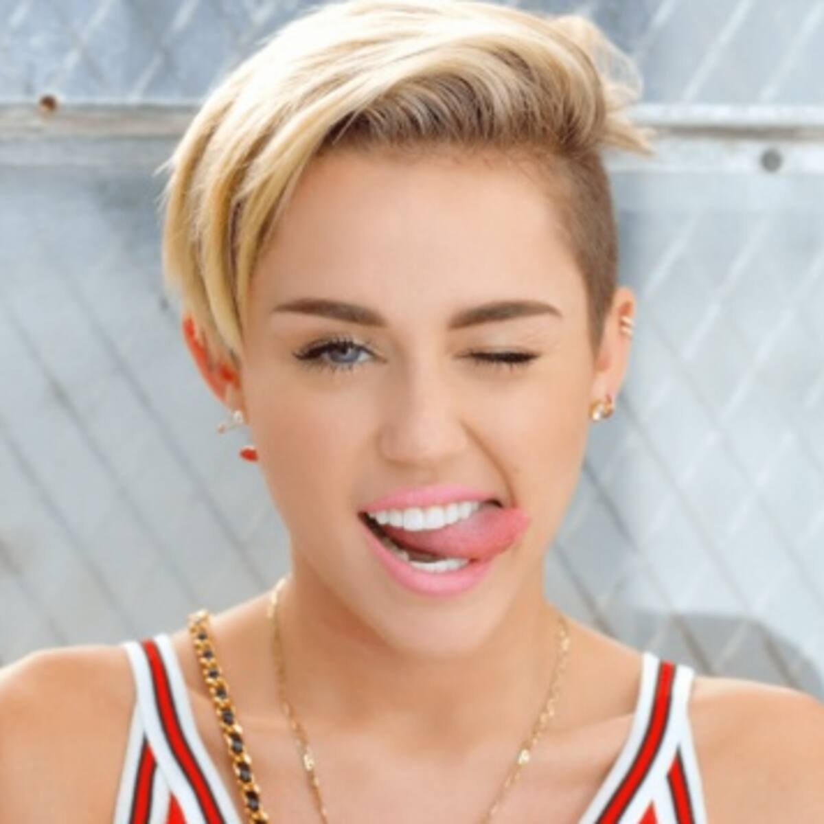 Miley Cyrus regresa con nuevo tema tras un año de ausencia