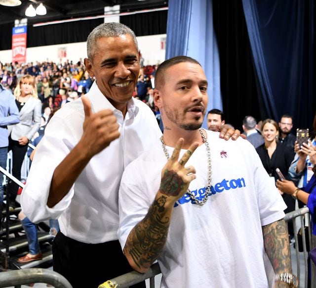 El expreseidente de Estados Unidos Barack Obama junto al cantante J. Balvin en octubre de 2018. / Foto: Denise Truscello/WireImage.