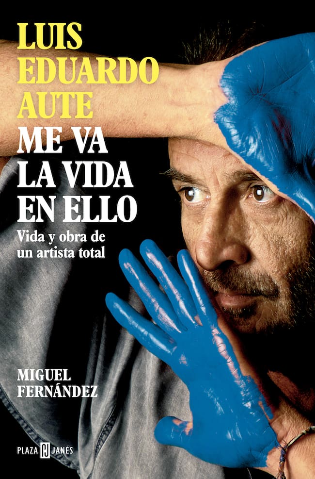 Portada de la biografía de 'Operación Triunfo'.