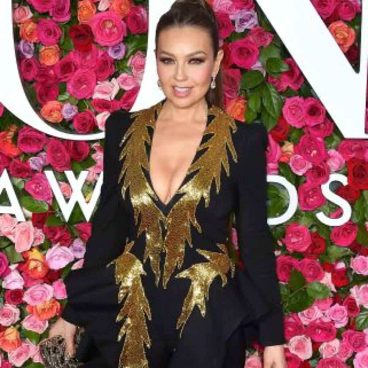 A los 46 años, Thalía revolucionó las redes sociales con su bikini