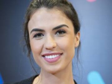 El posado más ardiente de Sofía Suescun: Con una chaqueta de cuero y nada más