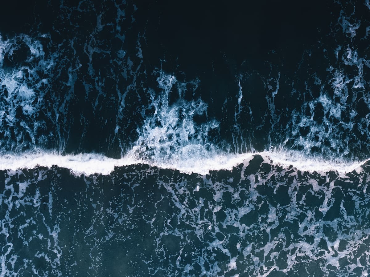 La historia olvidada de la energía mareomotriz en Francia y Reino Unido