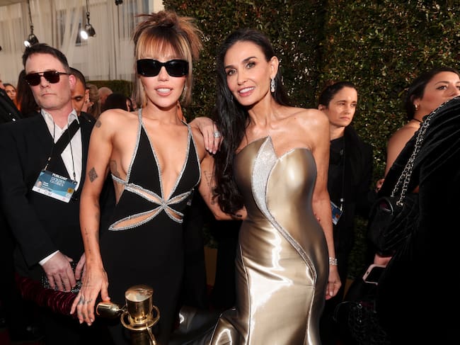 Miley Cyrus y Demi Moore en 2025.