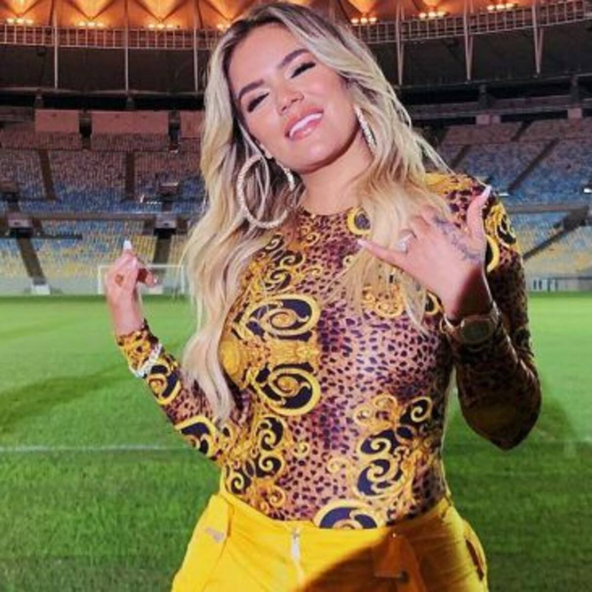 Karol G cantará el tema de la Copa América 2019