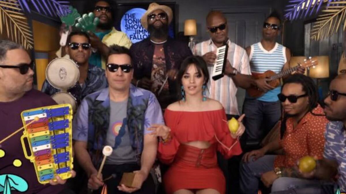 Jimmy Fallon y Camila Cabello hicieron de las suyas con instrumentos de juguete