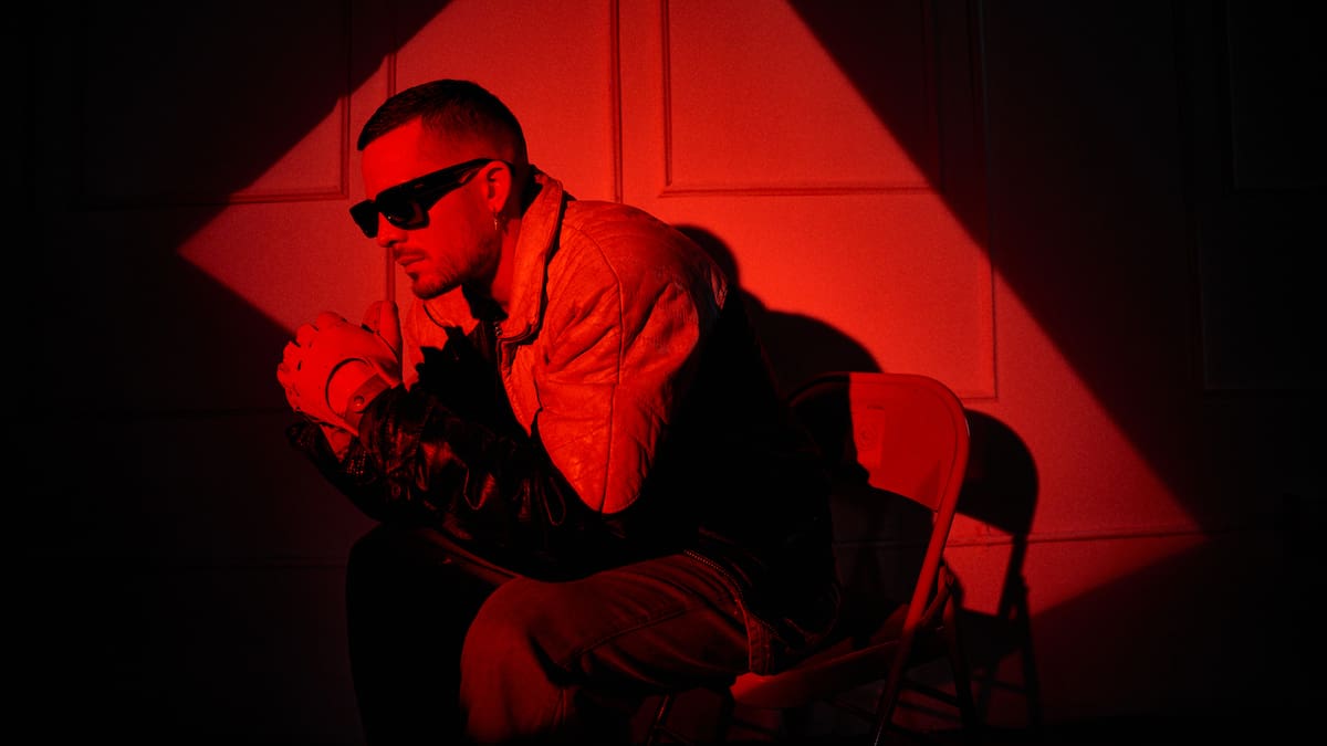 Loco Escrito se abre en canal con 'Mentira', el himno más honesto de su nueva etapa