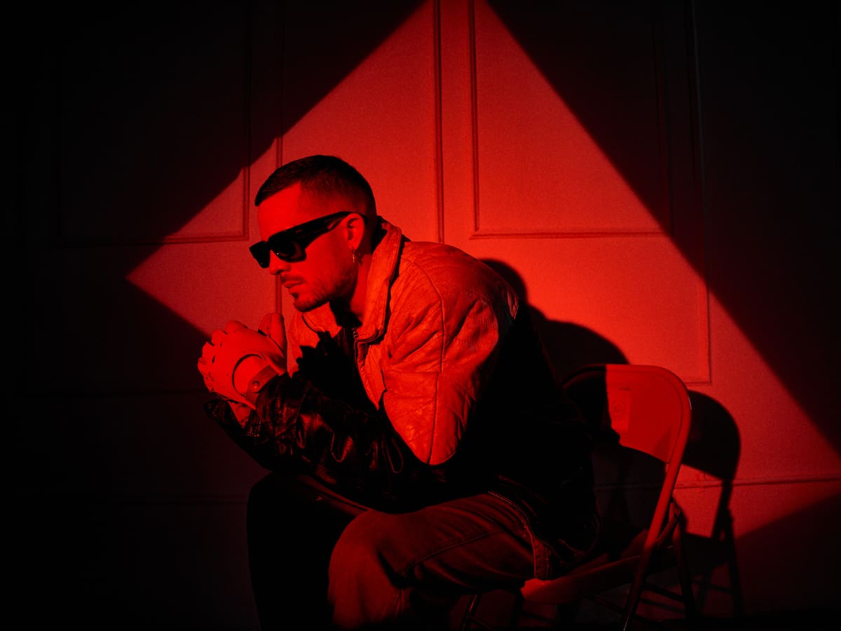 Loco Escrito se abre en canal con 'Mentira', el himno más honesto de su nueva etapa