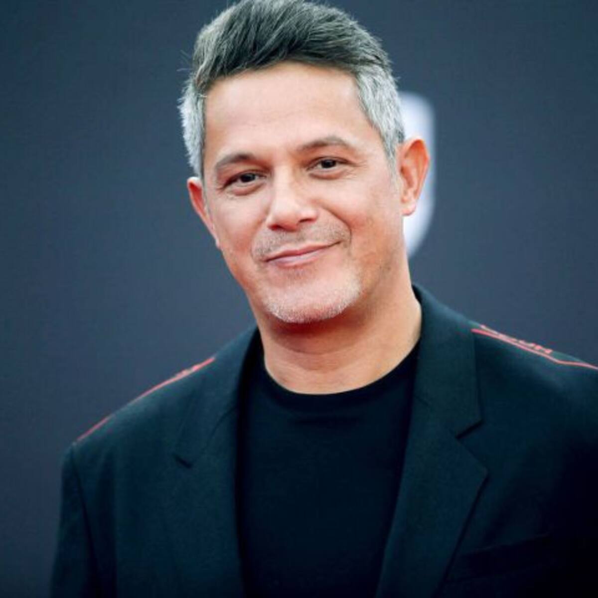 ALEJANDRO SANZ SORPRENDE CON EL LANZAMIENTO DE 'BIO'