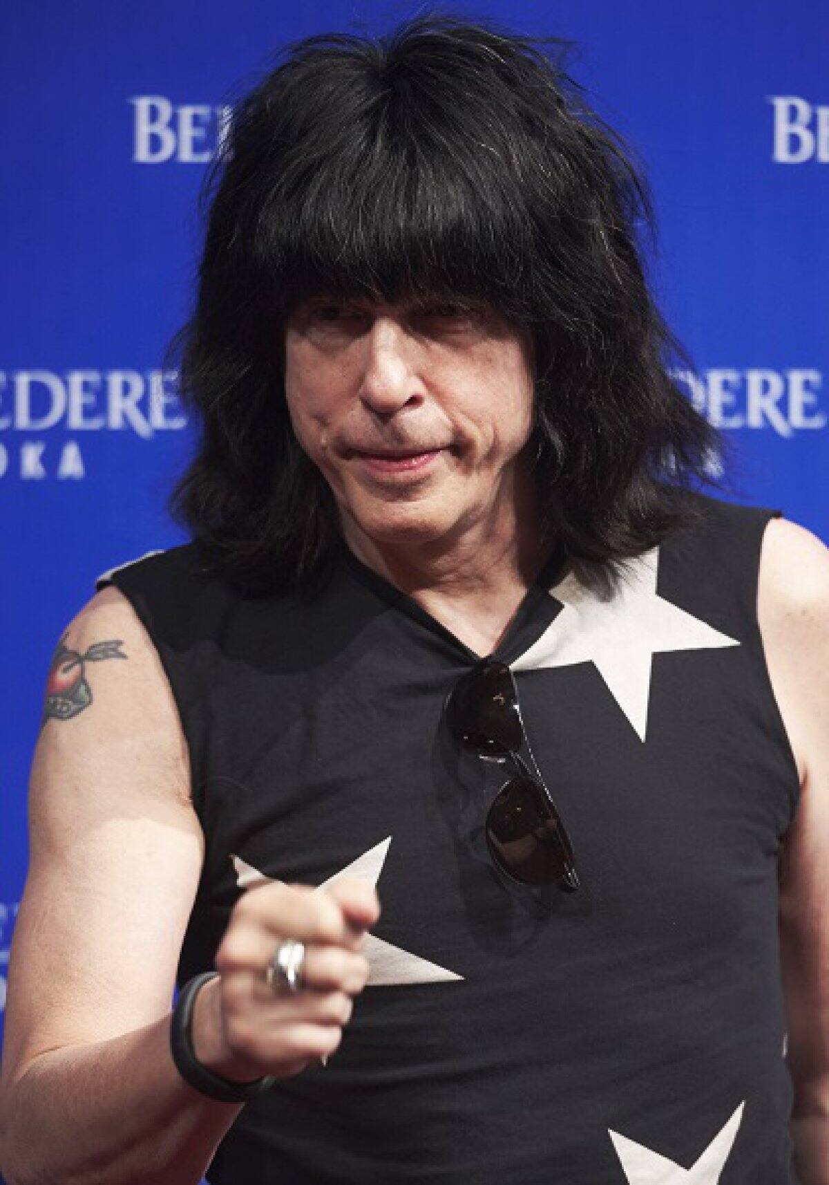 Deriva de John Ramon, el alias que usaba Paul McCartney para alojarse en los hoteles sin ser descubierto por los paparazzis.