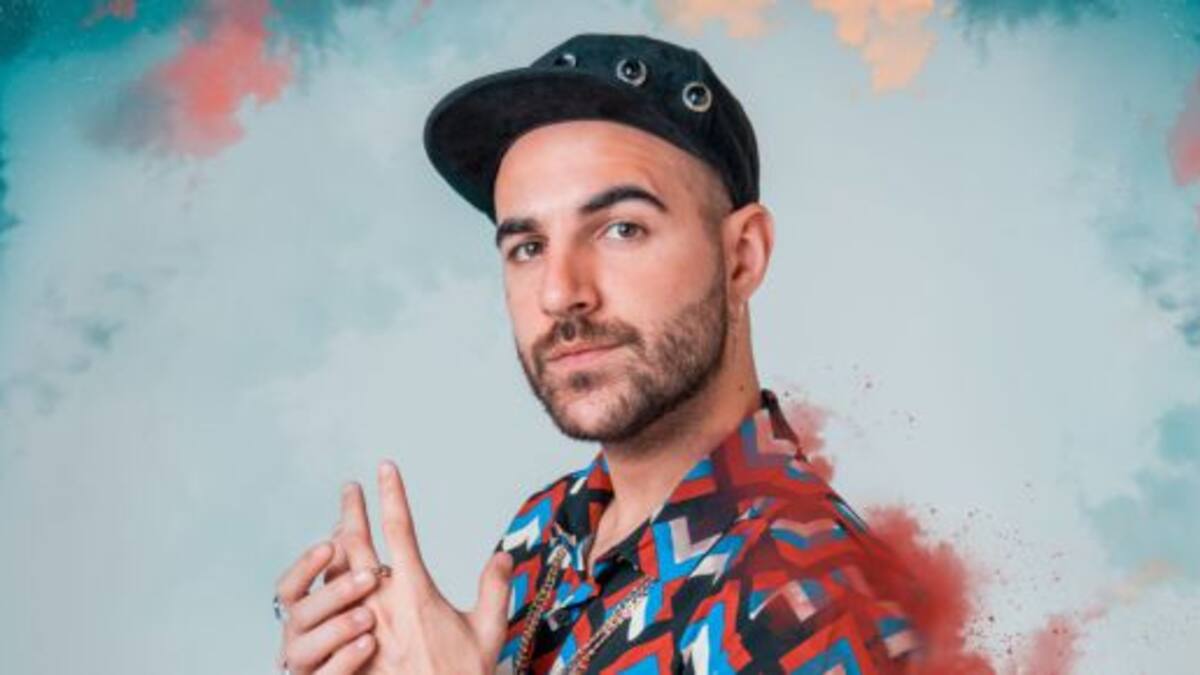 Nil Moliner pone en marcha su tercer disco de estudio con ‘Meneíto’: mira el vídeo y la letra