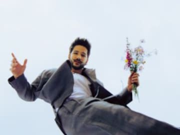 Camilo publica su disco ‘Mis manos’ y es justo el flechazo que el mundo necesita