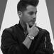 Lérica se viste de blanco y negro para bailar su nuevo hit