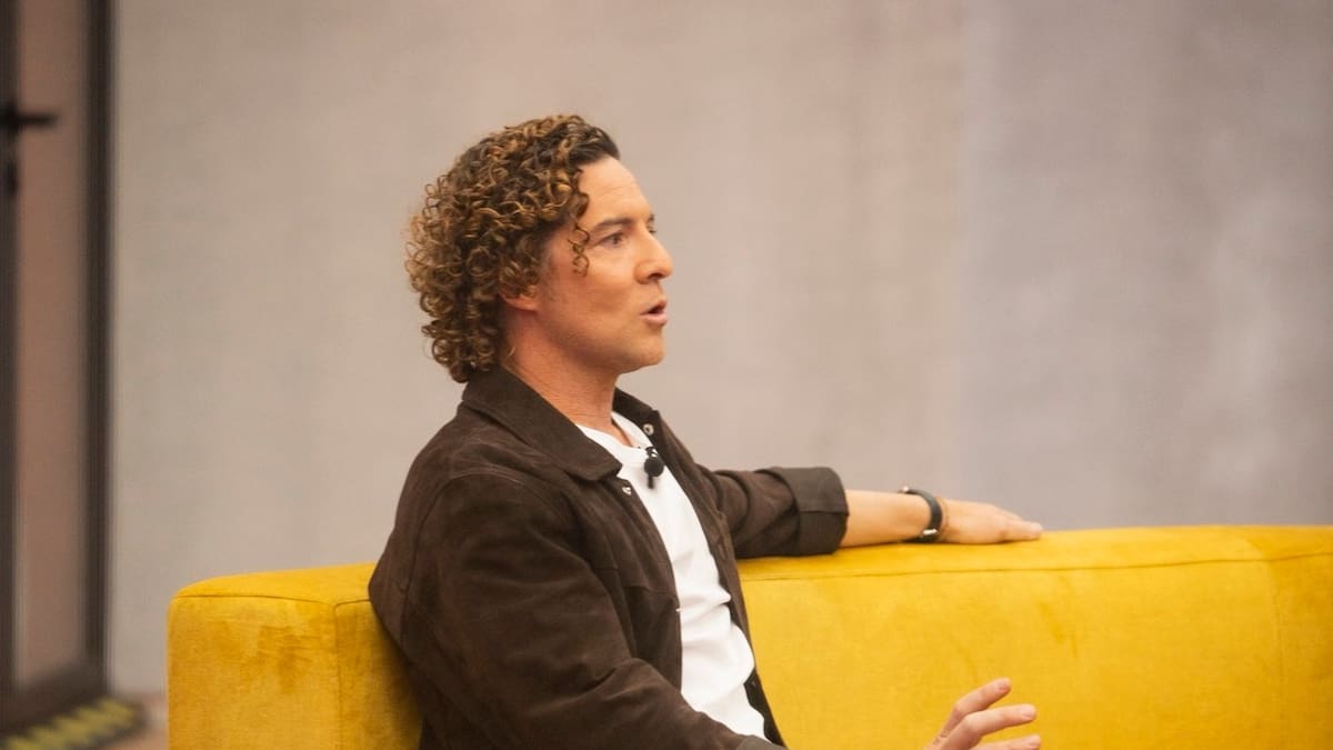 David Bisbal defiende el español de España en 'OT USA': "Puede sonar más rudo, pero no lo es, te lo prometo"