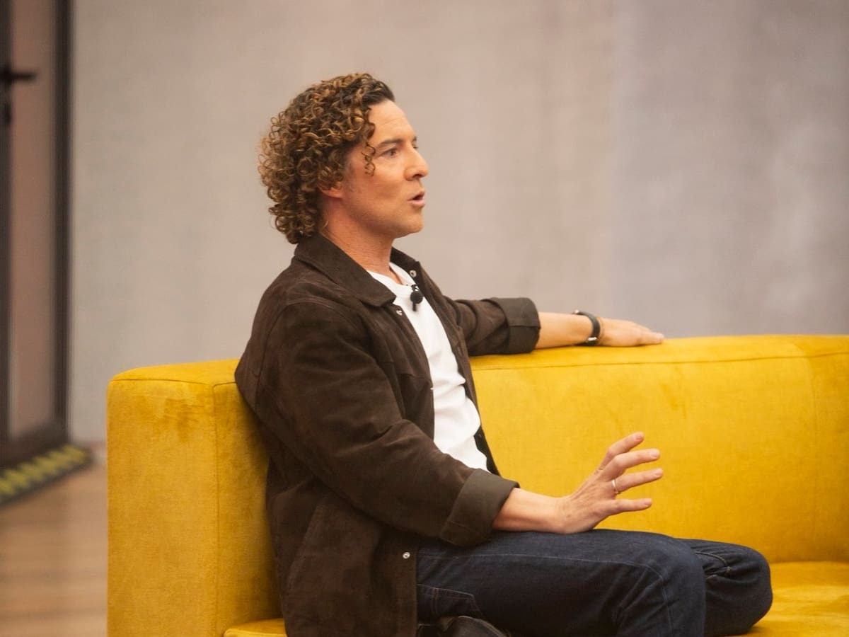 David Bisbal defiende el español de España en 'OT USA': "Puede sonar más rudo, pero no lo es, te lo prometo"
