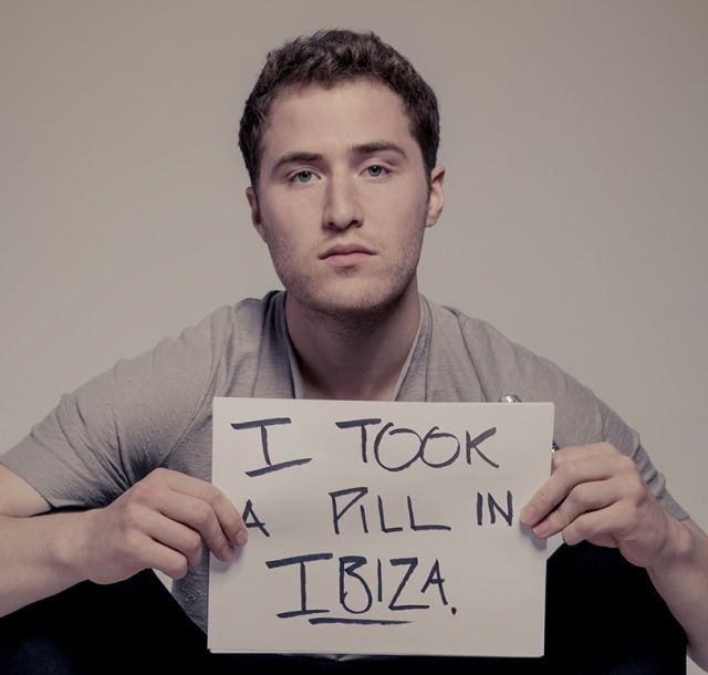 Mike Posner reconoce que tomó una Aspirina en Ibiza.