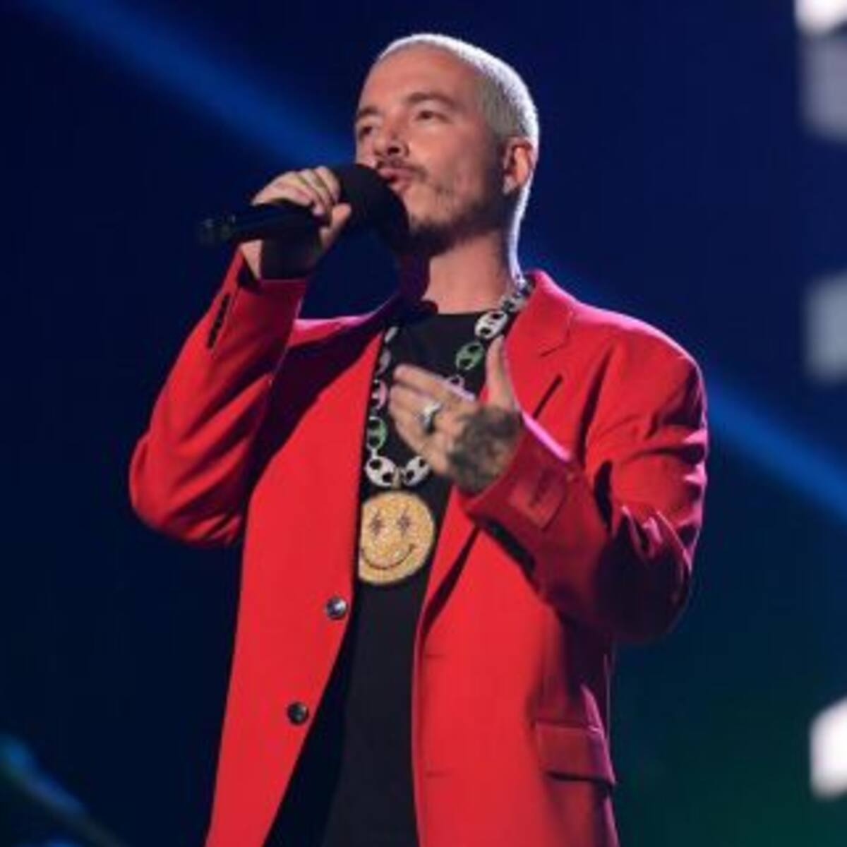 J Balvin contará su vida en un documental