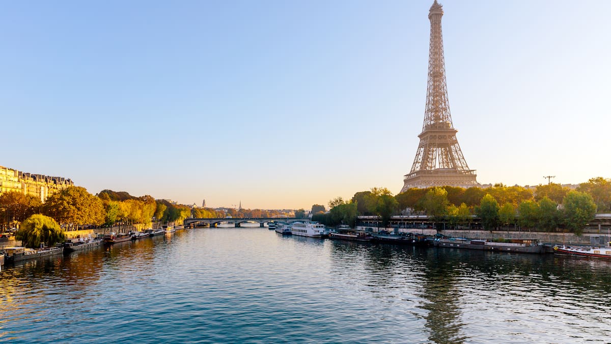 De cloaca a postal: cómo el Támesis y el Sena recuperaron su brillo