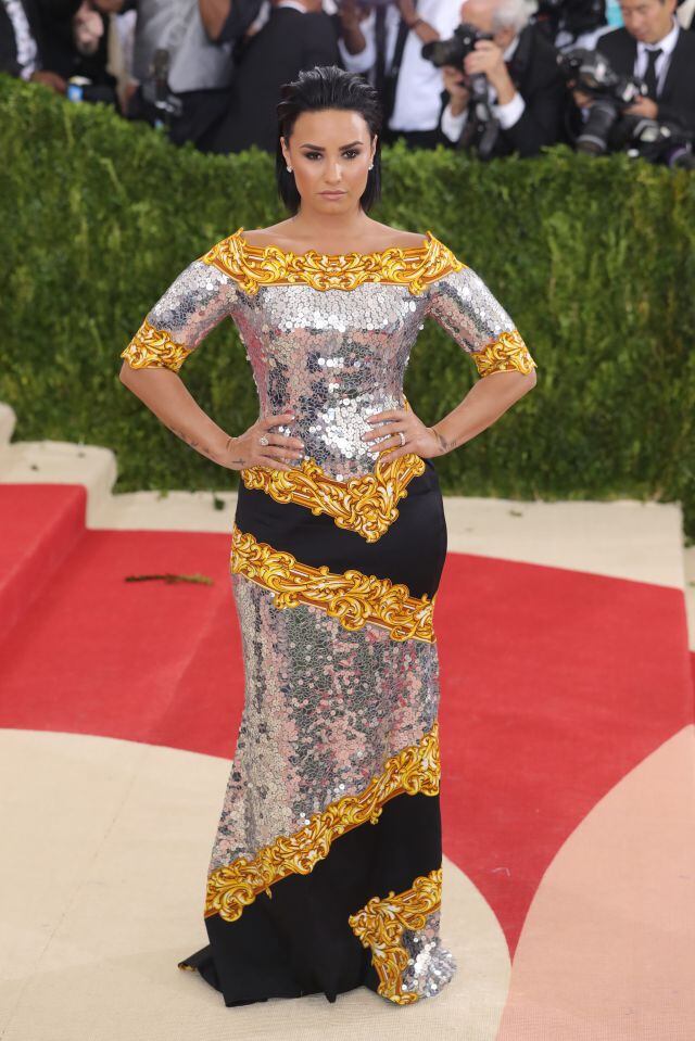 Demi Lovato, pesadilla en la Met Gala de 2016.