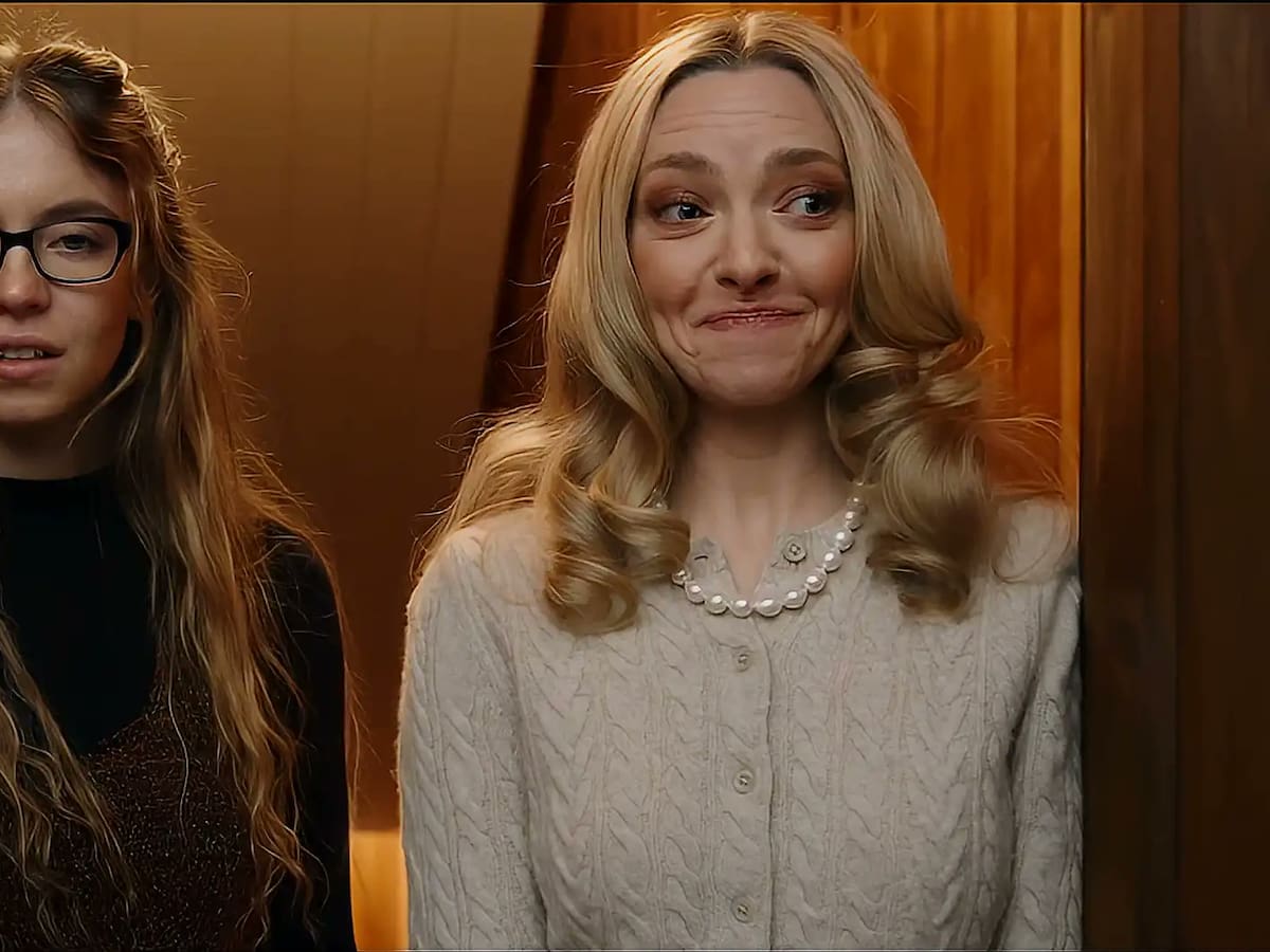 Por qué la ropa de 'La Asistenta' sigue persiguiéndonos después de verla