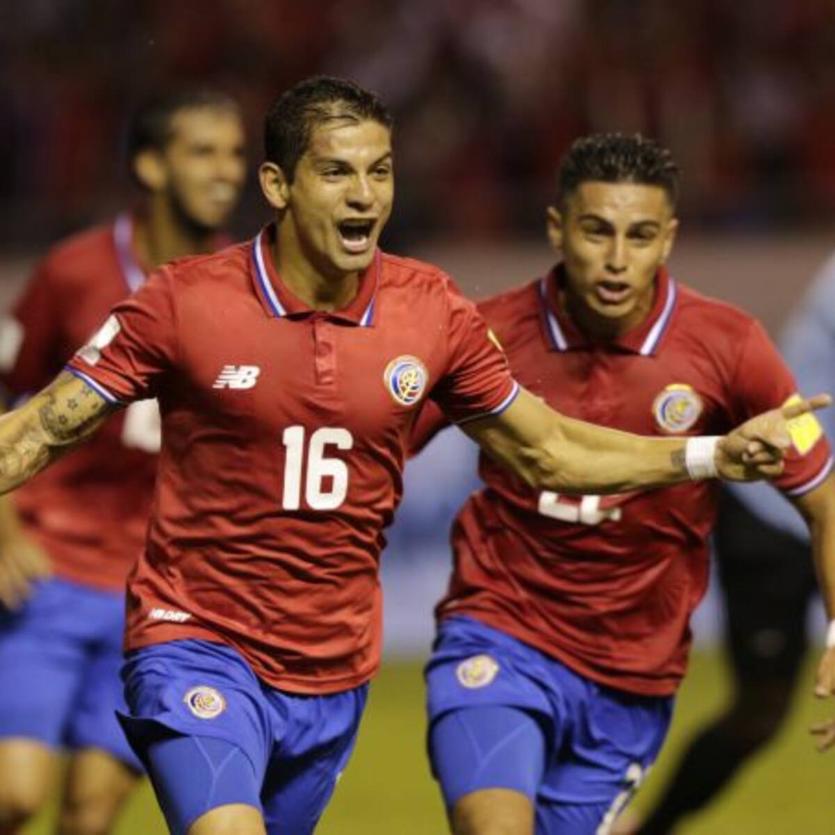 ¡Hoy es noche de fútbol! Rapeamos con La Sele