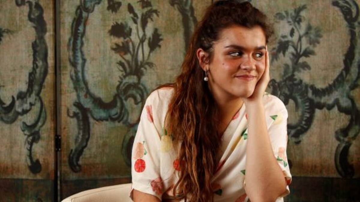 Amaia nos ameniza la espera de su disco con ‘Tan pequeñica y sincera’